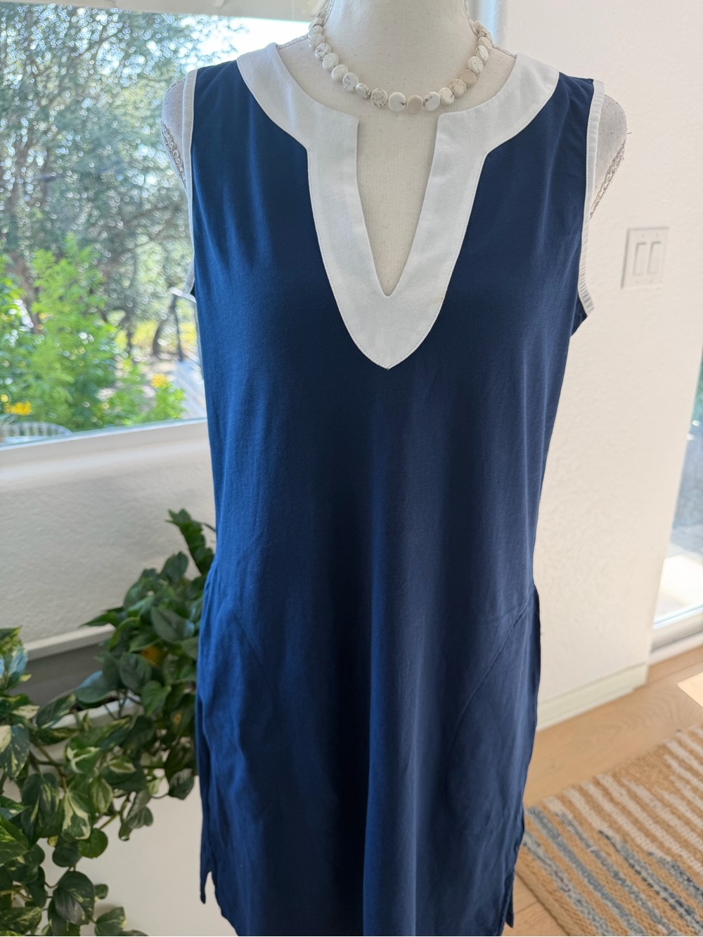 Sleeveless Navy and White V-Neck Women's Cotton Tunic Dress Size SM o